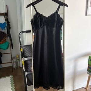 Vintage Wonder Maid Black Lace Trim Chemise